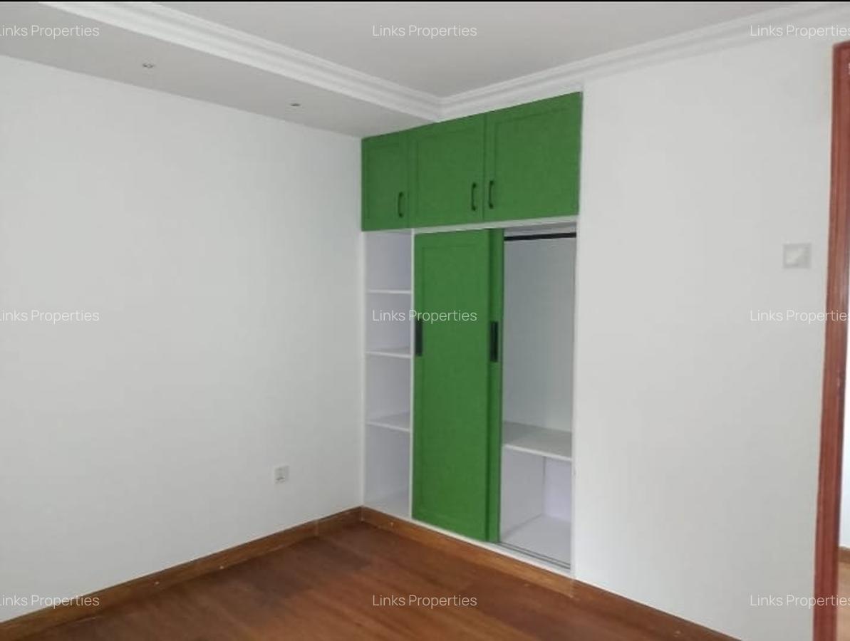 3 Bed House with En Suite at Karen - 4