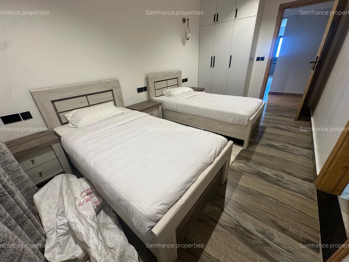 Serviced 3 Bed Apartment with En Suite at Cement Roads - 12