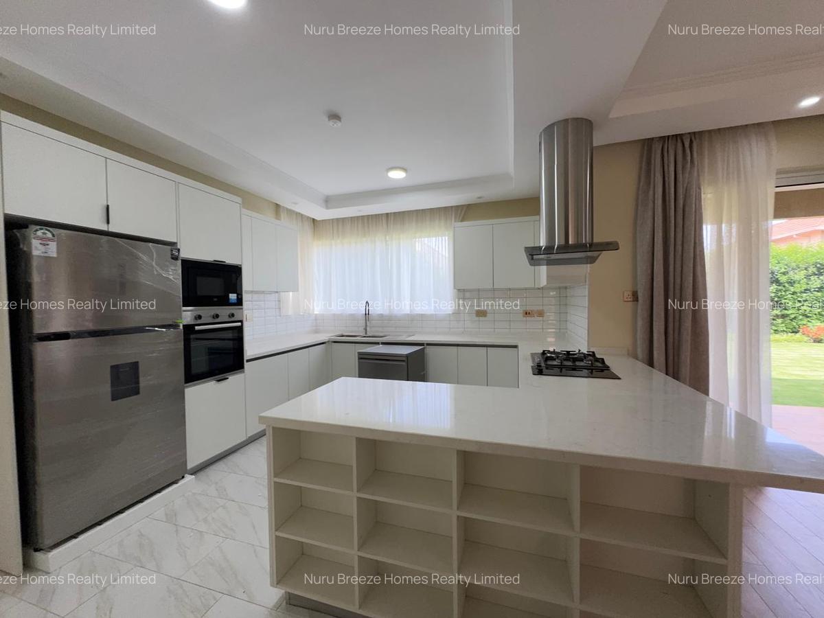 4 Bed Townhouse with En Suite in Kiambu Road - 3