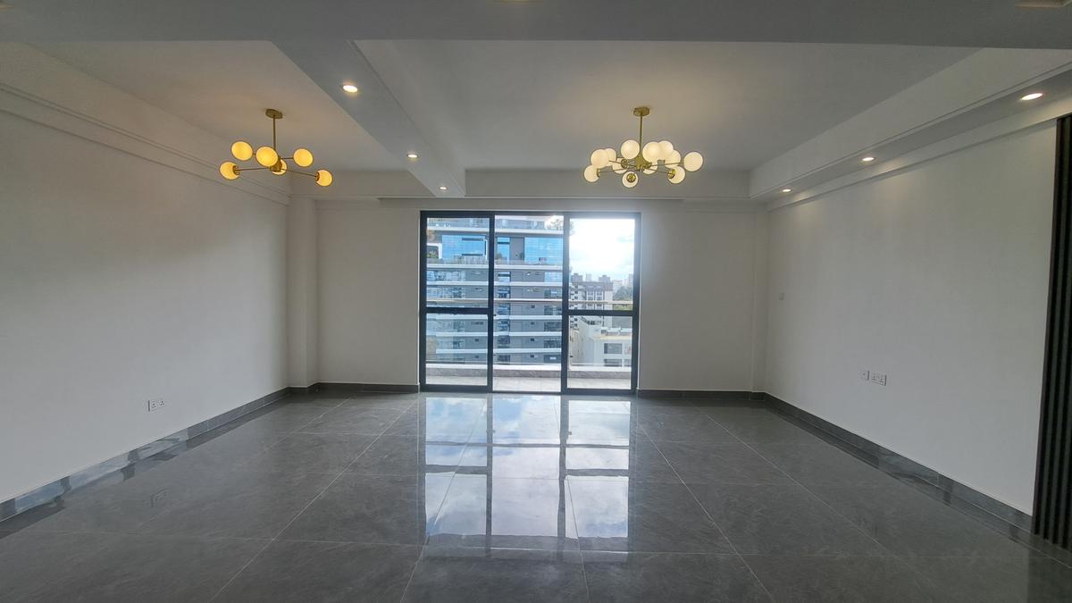 2 Bed Apartment with En Suite at Riverside Dr - 6