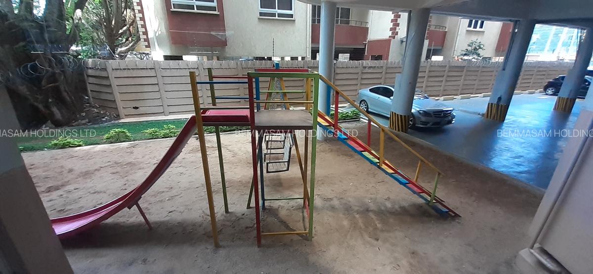 Serviced 2 Bed Apartment with En Suite at Siaya Road - 10