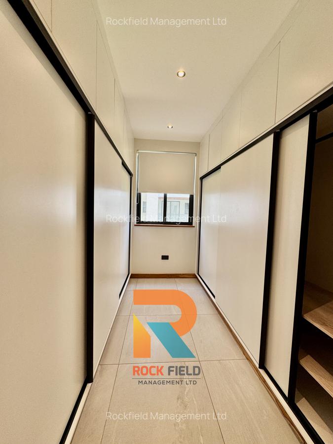 4 Bed Apartment with En Suite at Peponi Road - 9