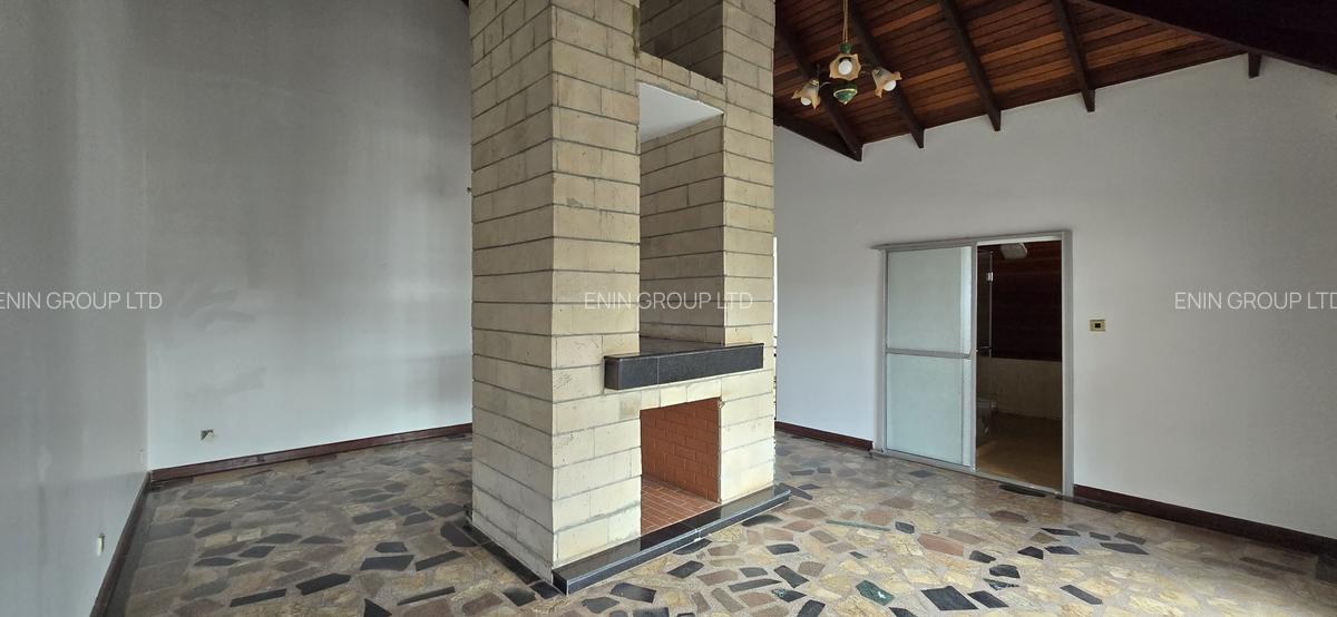 5 Bed Townhouse with En Suite at Convent Drive - 20