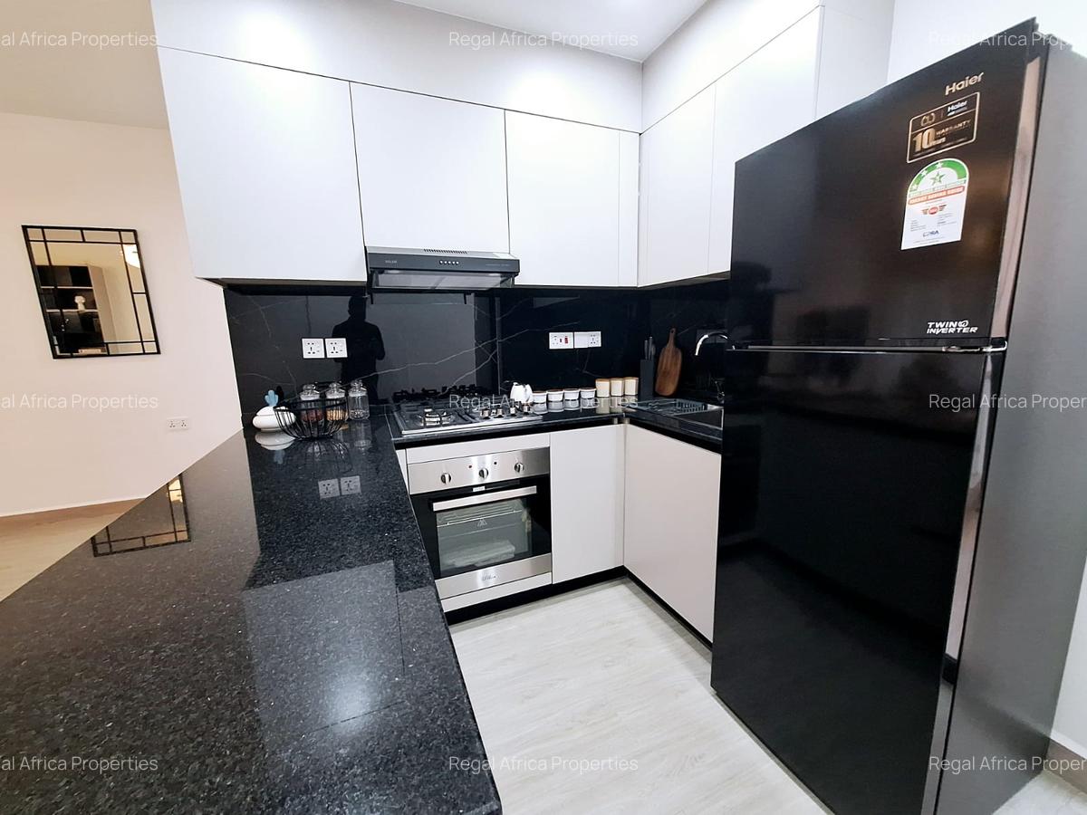 Serviced 2 Bed Apartment with En Suite in Kilimani - 2