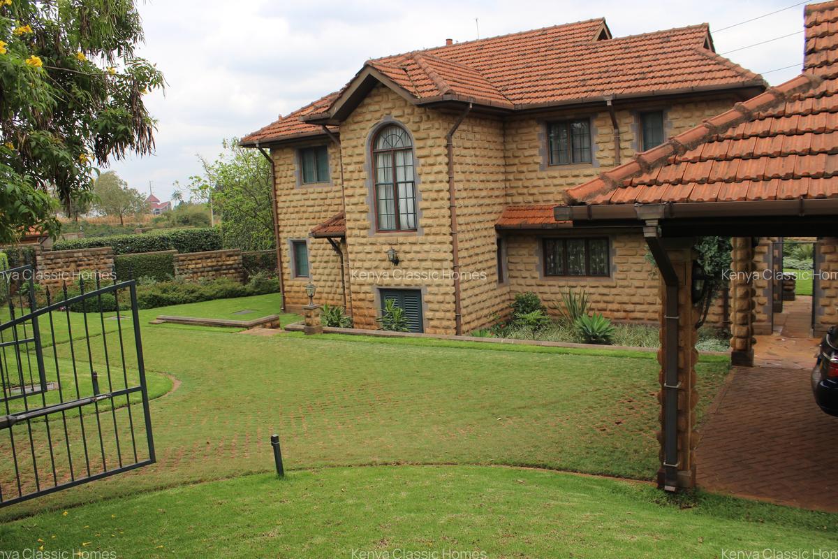 4 Bed Villa with En Suite at Windsor Park - 7