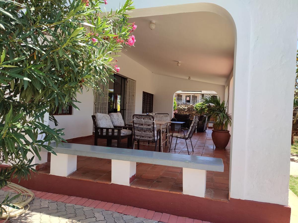 5 Bed House with En Suite in Shanzu - 5