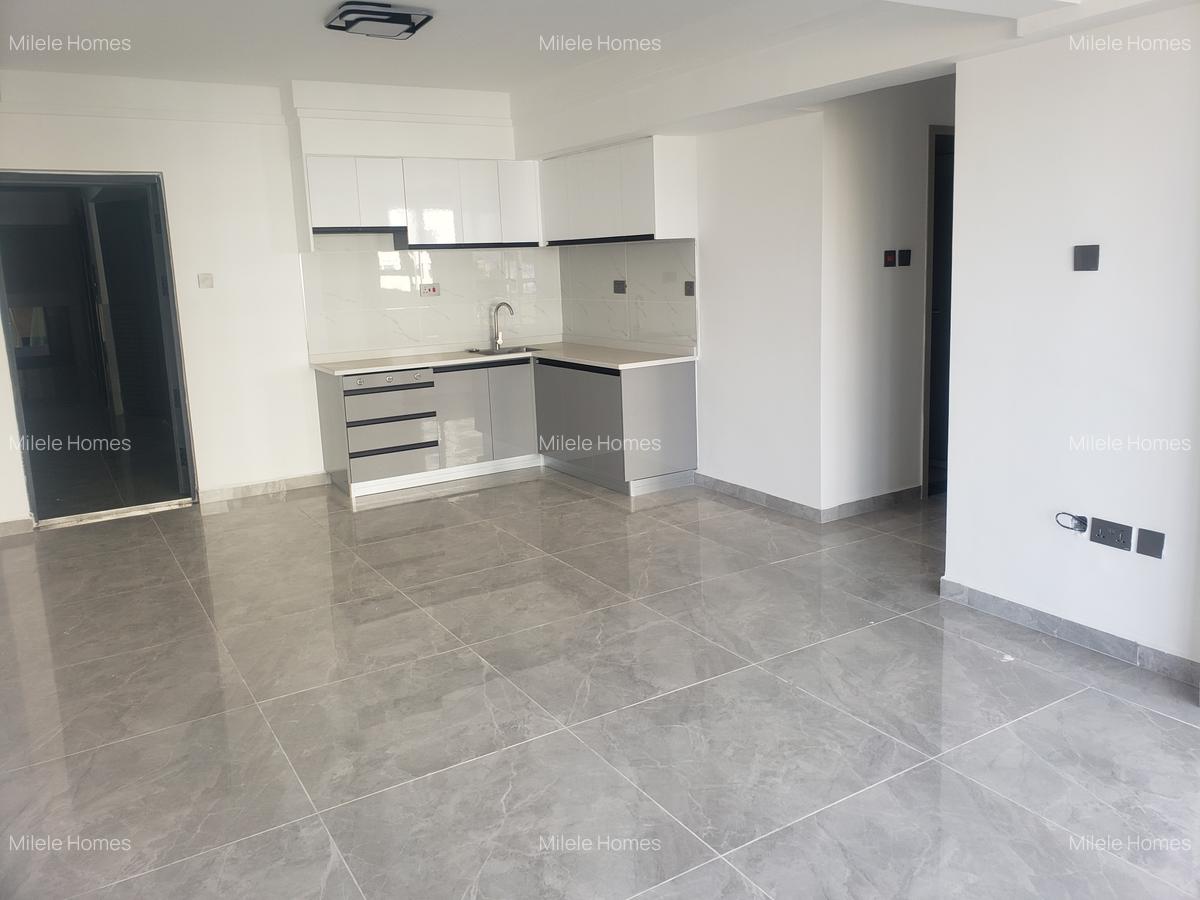 Serviced 1 Bed Apartment with En Suite at Kindaruma Road - 3