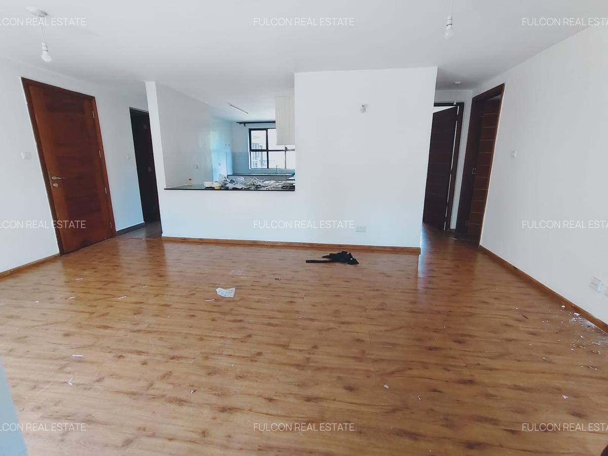 2 Bed Apartment with En Suite in Riverside - 2