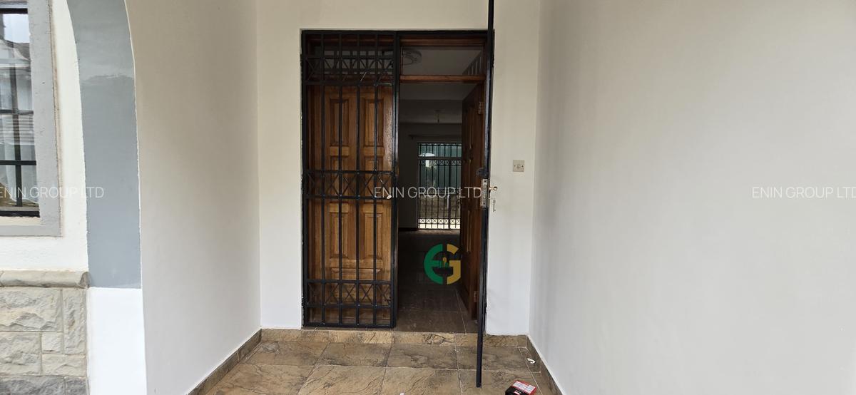 4 Bed Townhouse with En Suite at Mugumo Road - 2