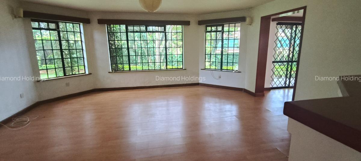 5 Bed Townhouse with En Suite at Runda - 4