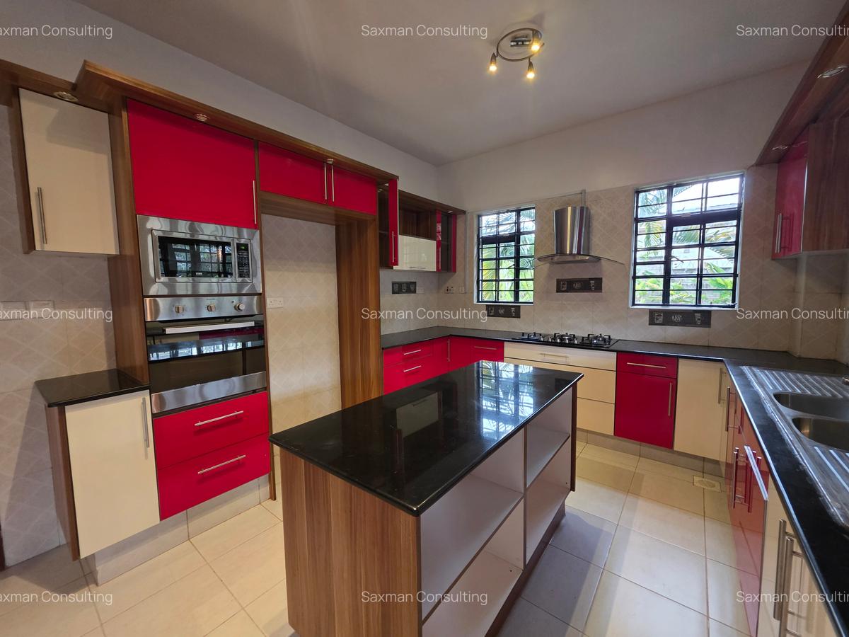 4 Bed House with En Suite in Kitisuru - 2