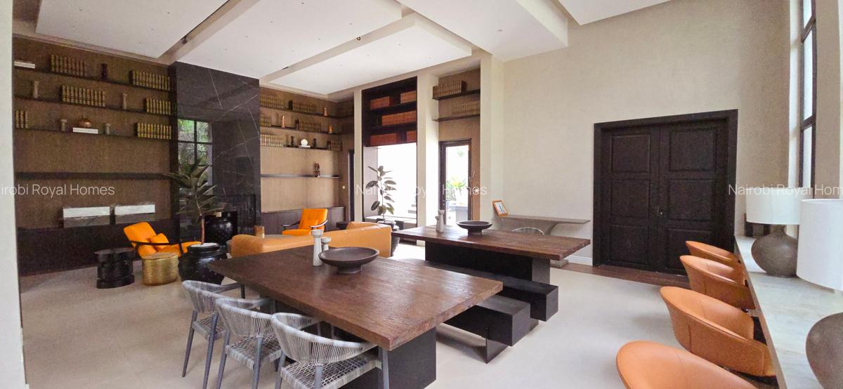 4 Bed House with En Suite at Palm Valley - 18