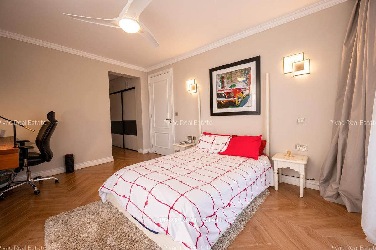 4 Bed Townhouse with Swimming Pool in Runda - 6