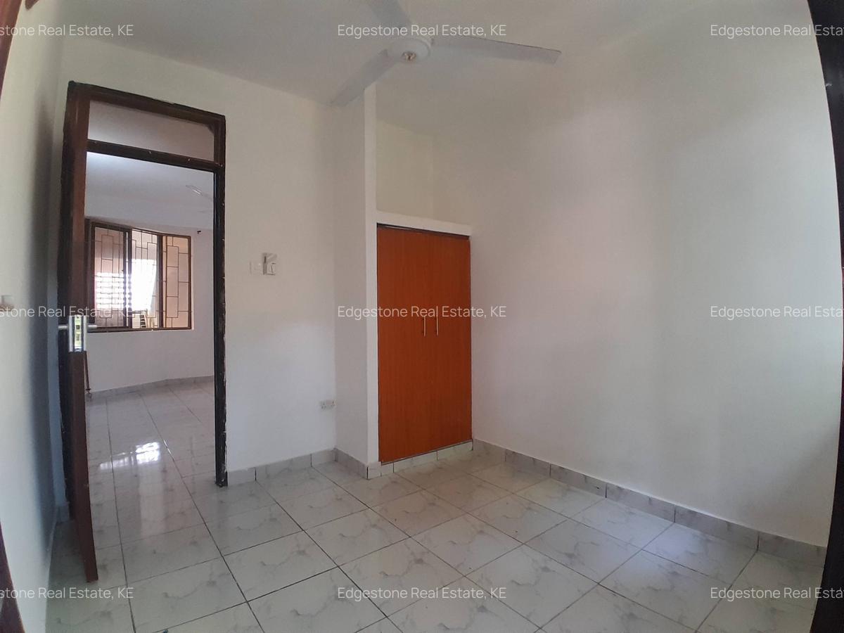 2 Bed Apartment with En Suite in Mtwapa - 9
