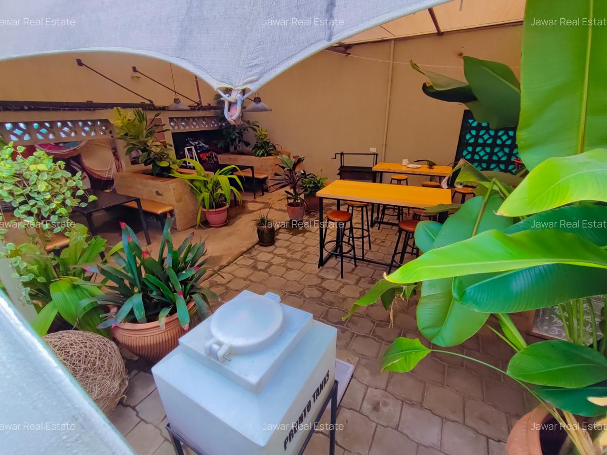 Serviced Studio Apartment with En Suite at Thindigua - 10