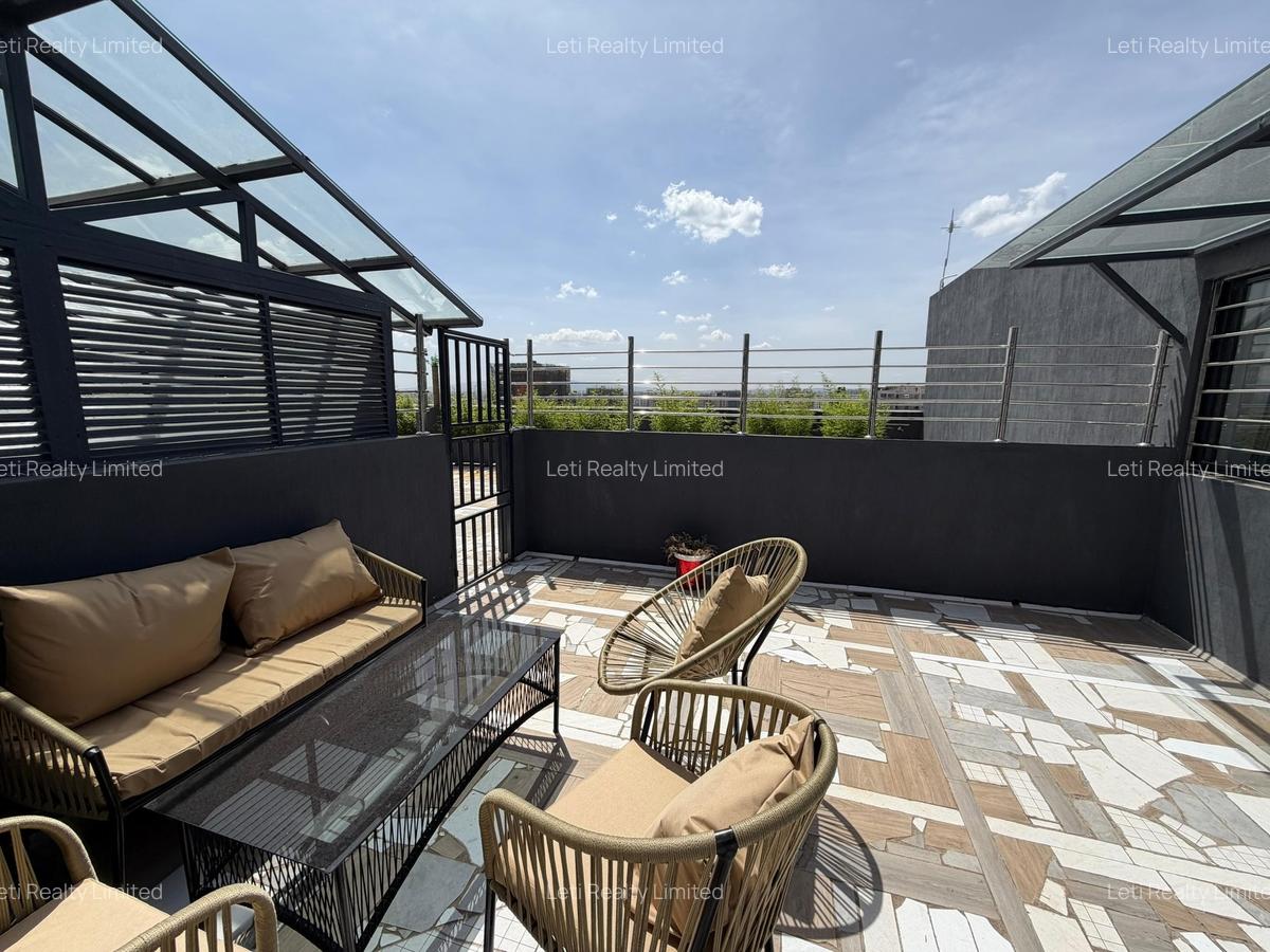 5 Bed Townhouse with En Suite in Karen - 3