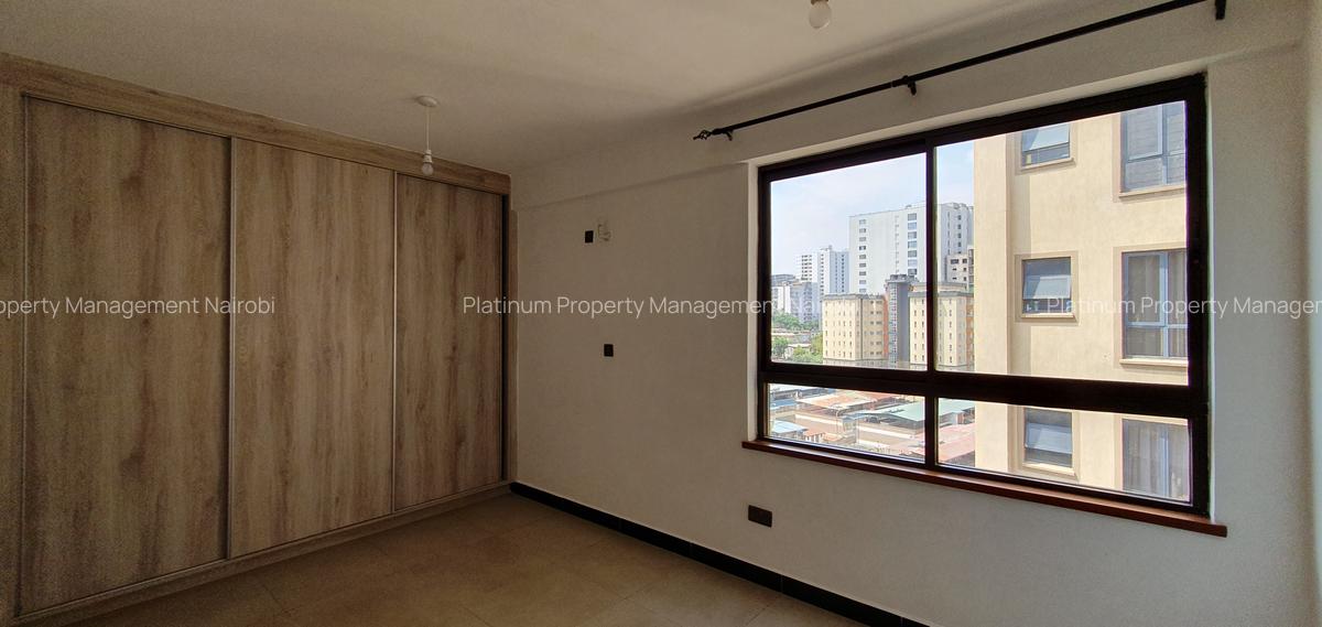 2 Bed Apartment with En Suite in Parklands - 7