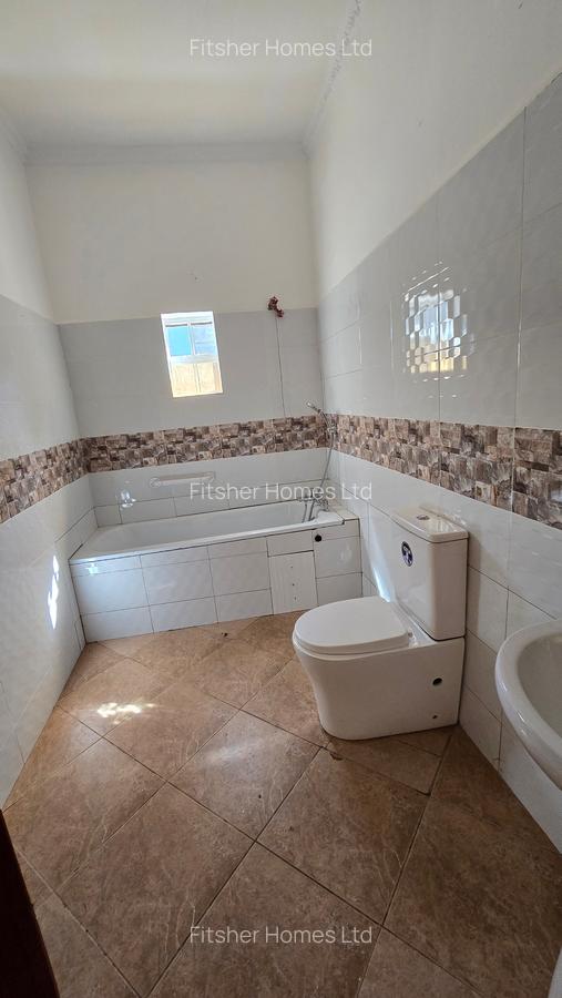 3 Bed House with En Suite in Runda - 15