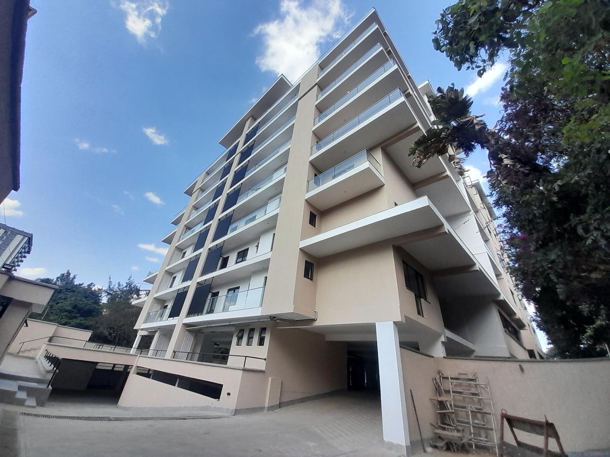 3 Bed Apartment with En Suite at Othaya Road - 5