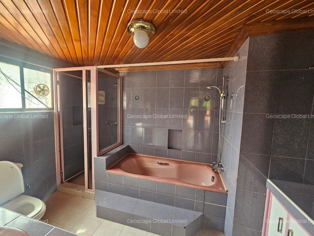 5 Bed House with En Suite in Gigiri - 2