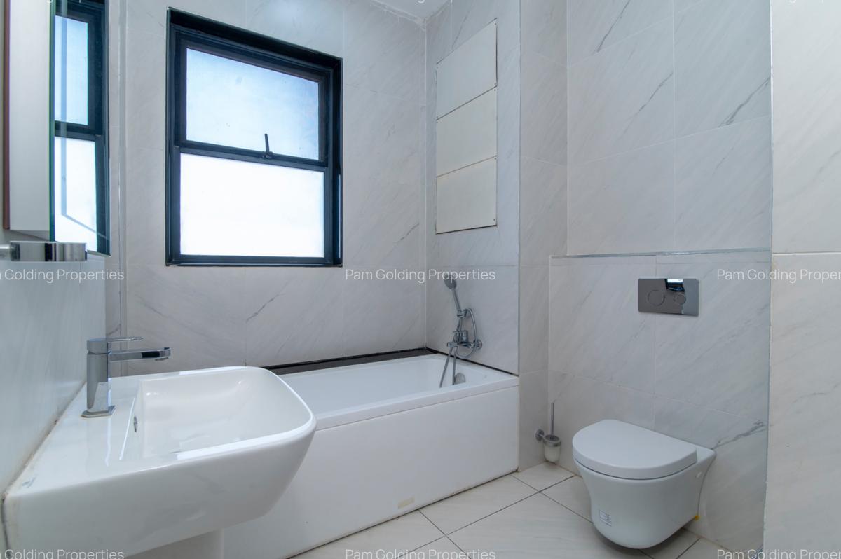 2 Bed Apartment with En Suite in Rhapta Road - 17