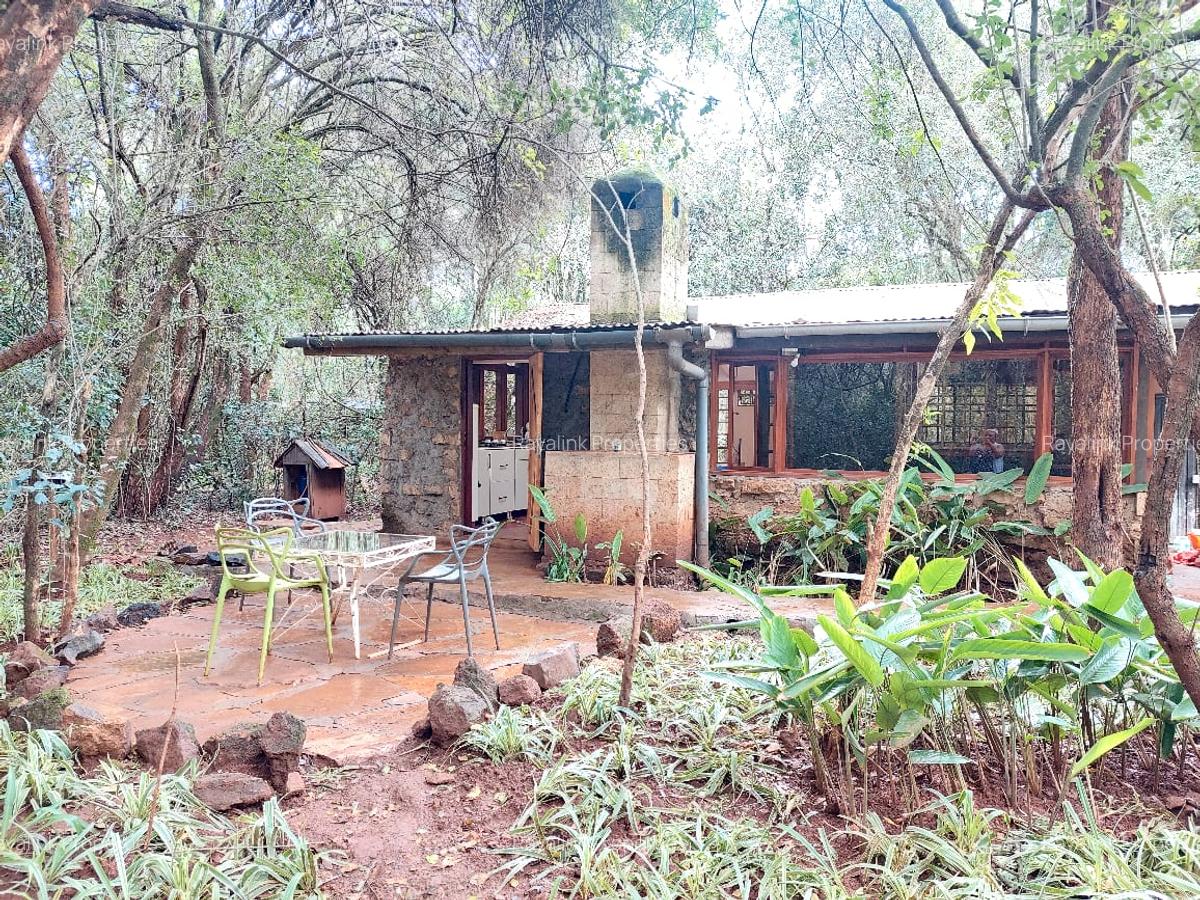 2 Bed House with En Suite at Karen - 16