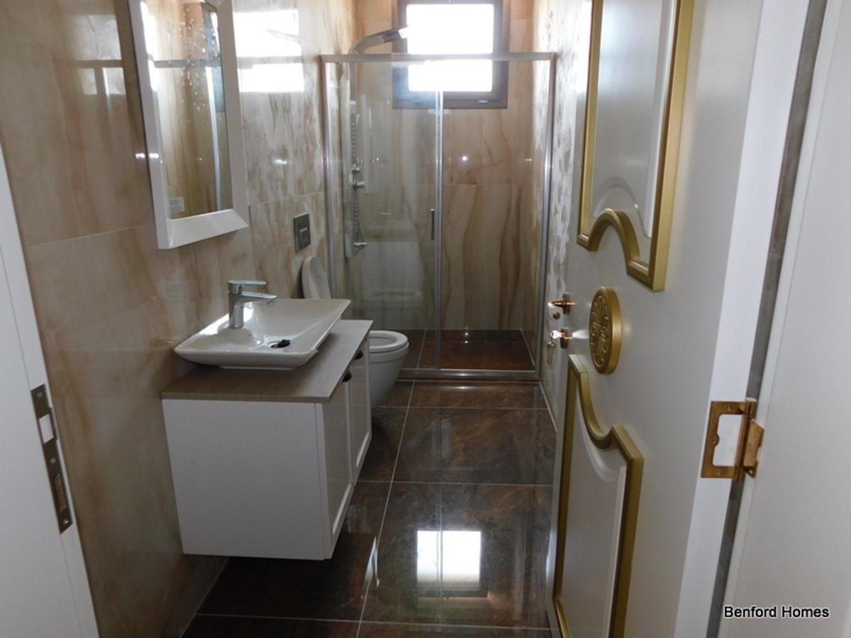 2 Bed Apartment with En Suite in Nyali Area - 13