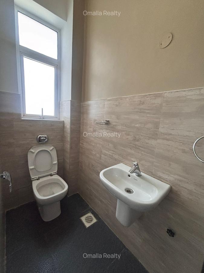 1,245 ft² Office with Backup Generator in Westlands Area - 11