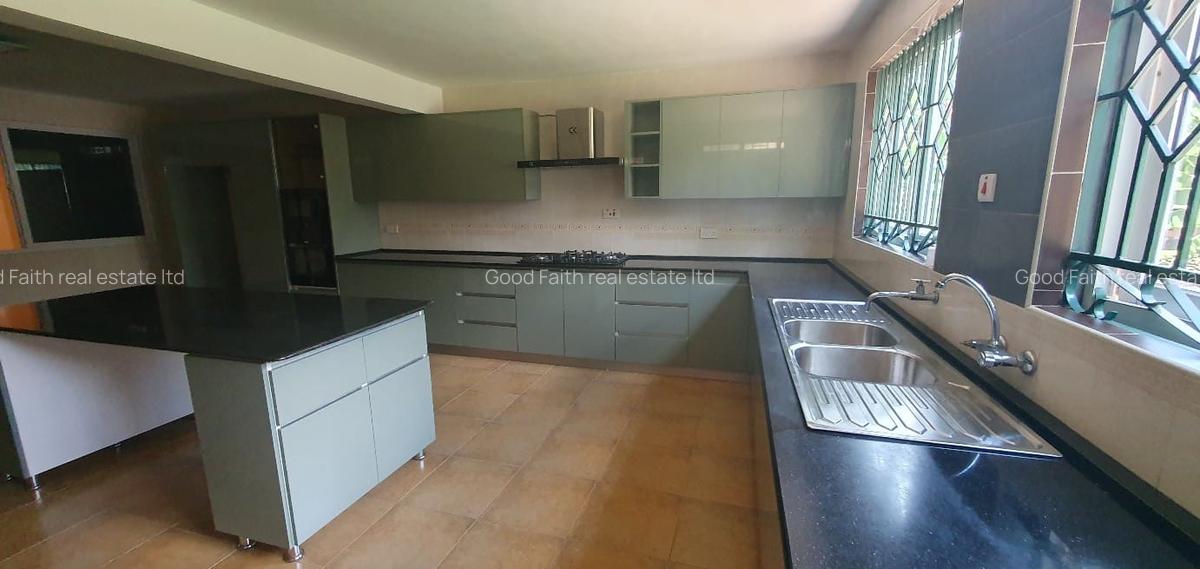 4 Bed House with En Suite in Runda - 7