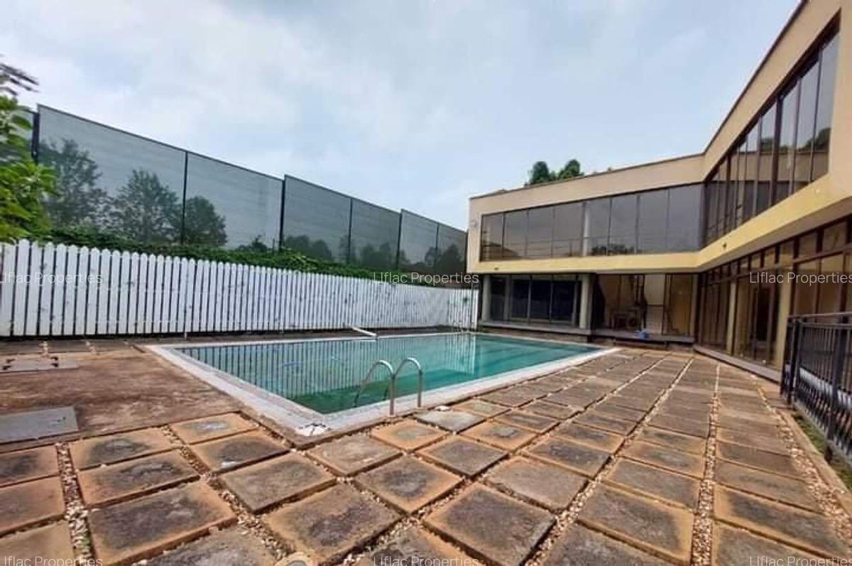 4 Bed Townhouse with En Suite in Runda - 17