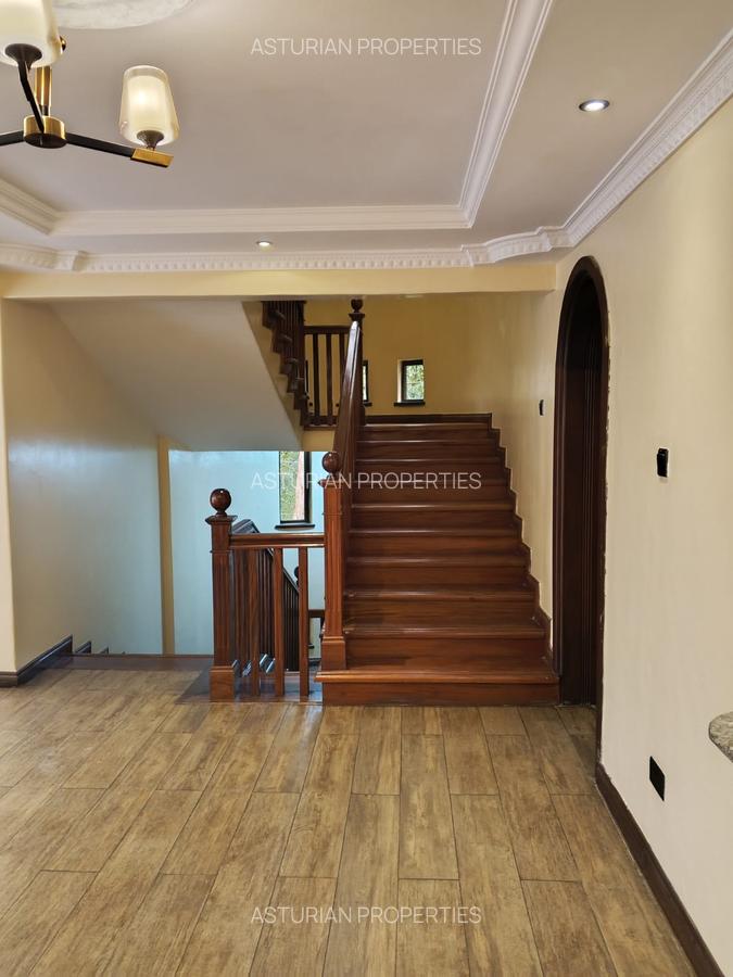 4 Bed Townhouse with En Suite in Lavington - 17