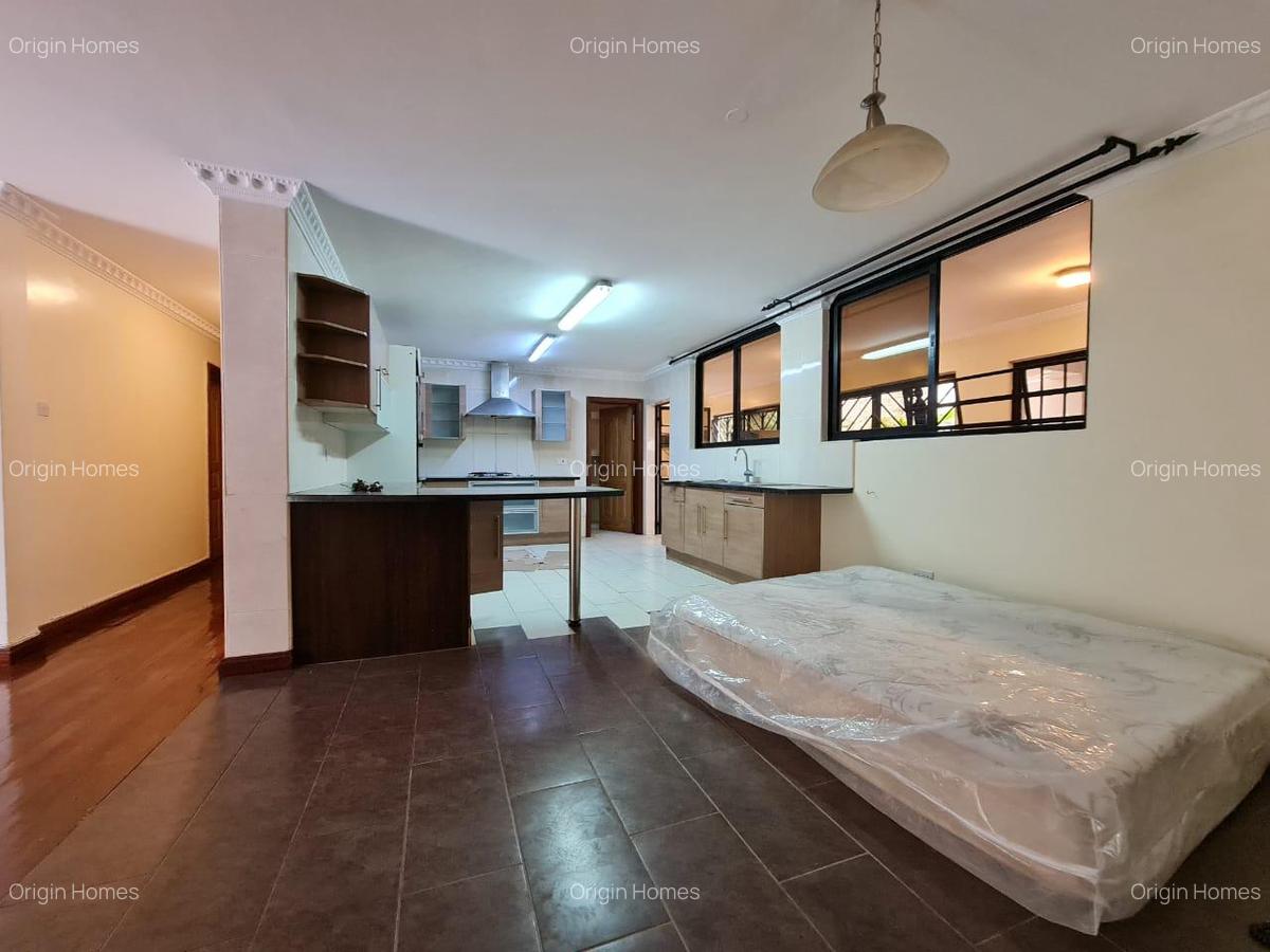 3 Bed Apartment with En Suite at Kileleshwa - 5