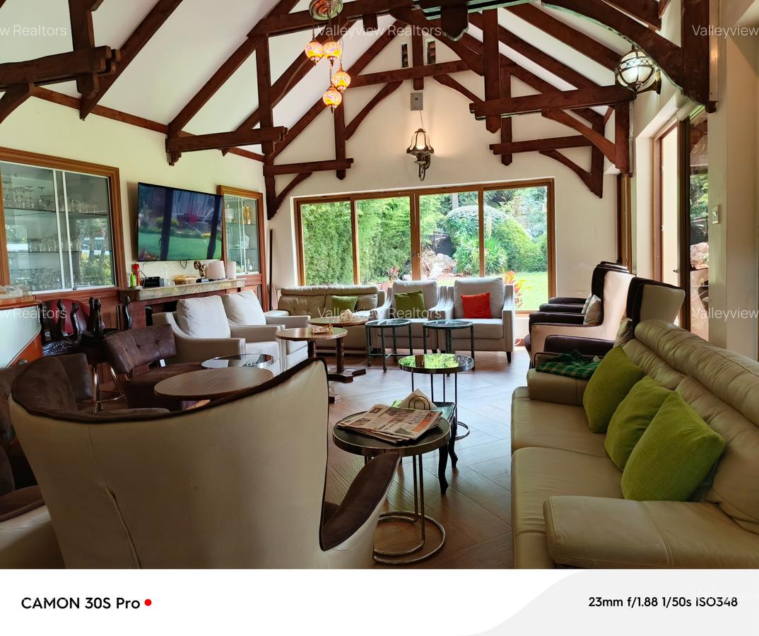 1 Bed Villa with En Suite at Lavington - 15