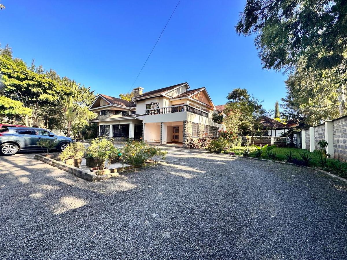 4 bed townhouse with en suite at karen