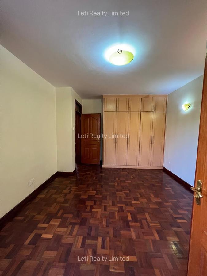 5 Bed Townhouse with En Suite in Kileleshwa - 16