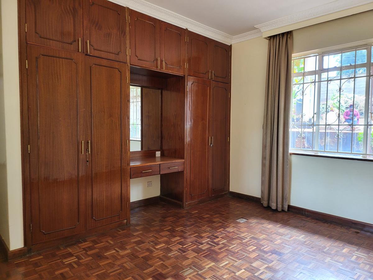 4 Bed House with En Suite in Runda - 7
