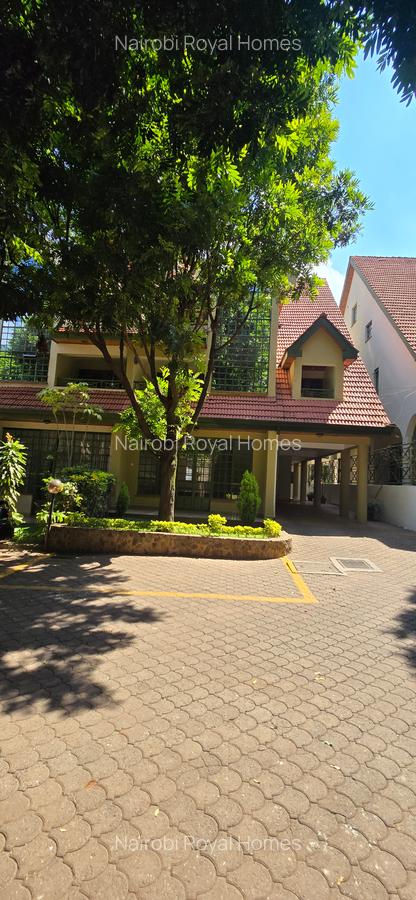 4 Bed Townhouse with En Suite at Lavington Green - 3