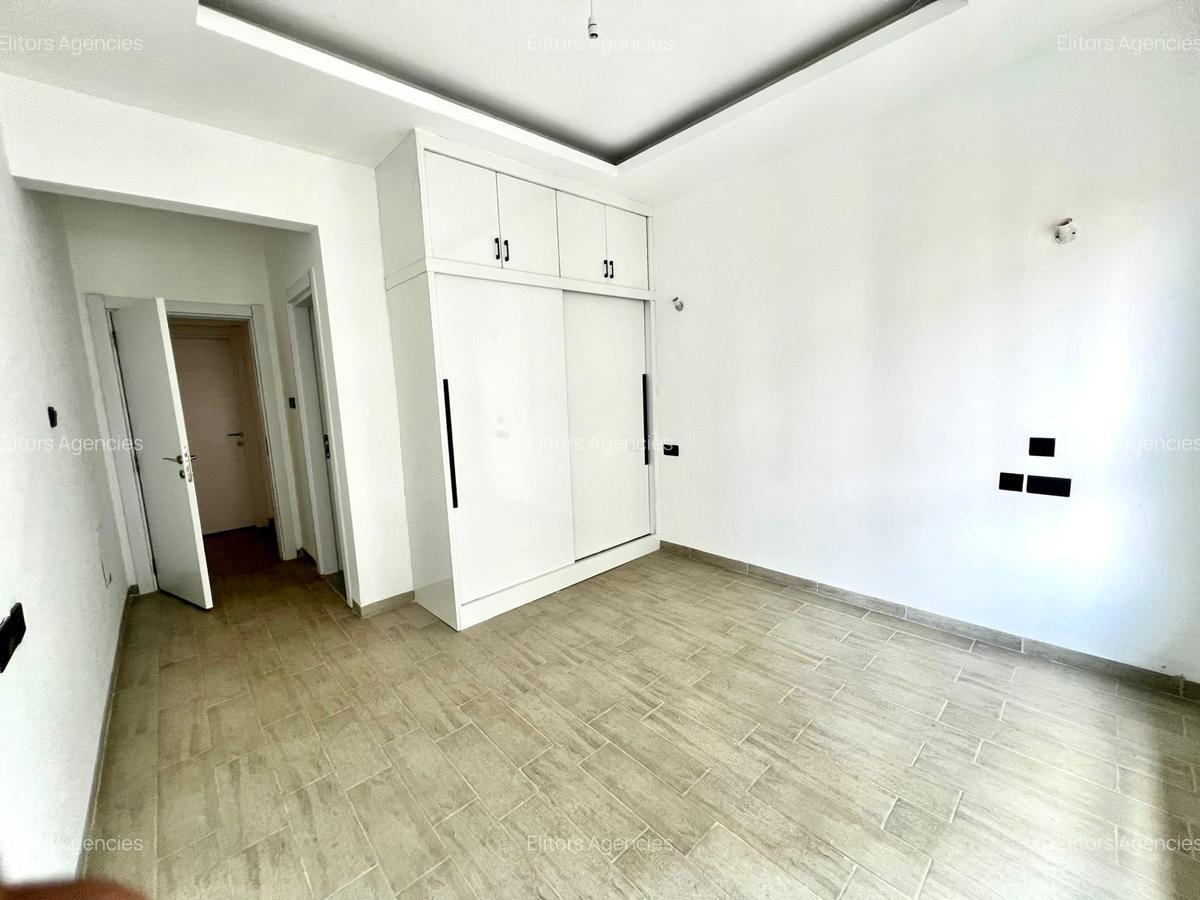 2 Bed Apartment with En Suite at Argwings Kodhek Road - 7
