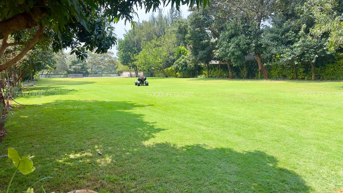 Serviced 2 Bed Apartment with En Suite at Nyari - 9