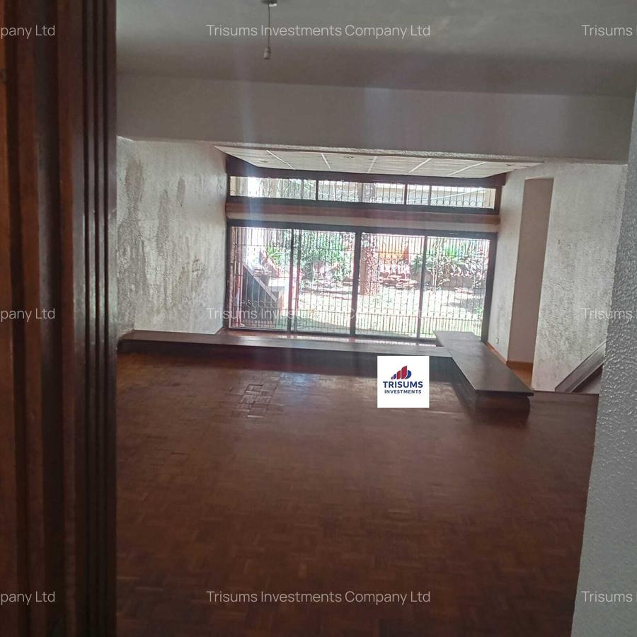 5 Bed Villa with En Suite at Rhapta Road - 13