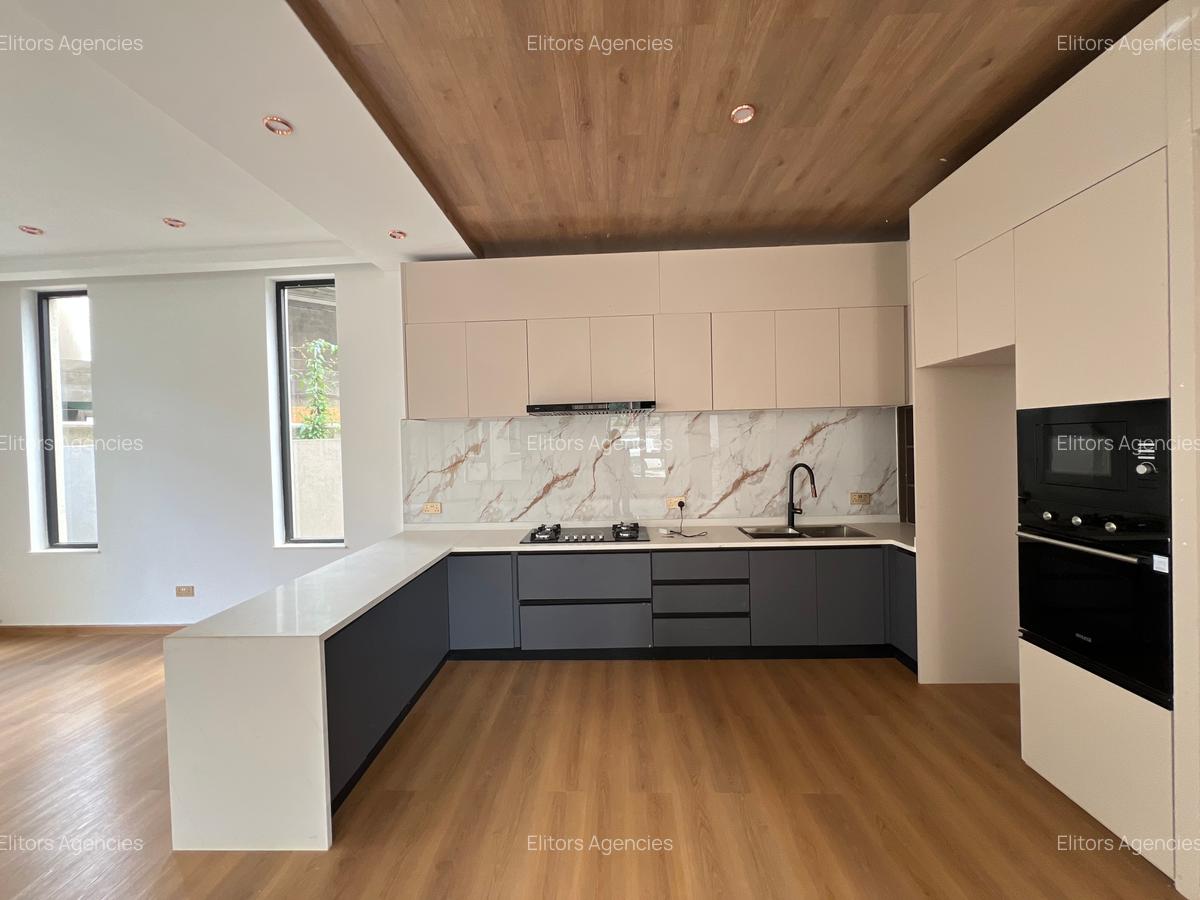 5 Bed Villa with En Suite at Isaac Gathanju Rd - 5