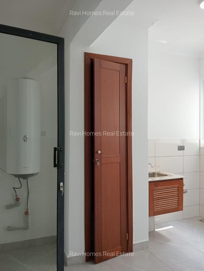 3 Bed Apartment with En Suite in Kileleshwa - 10