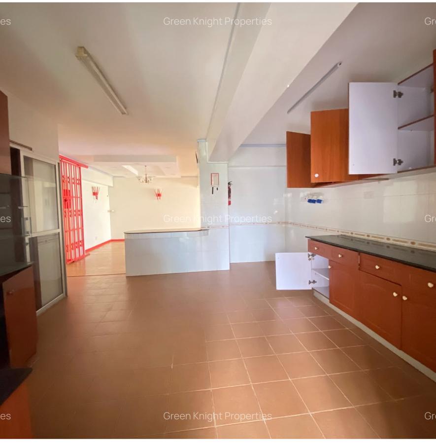 Serviced 4 Bed Apartment with En Suite in Lavington - 3