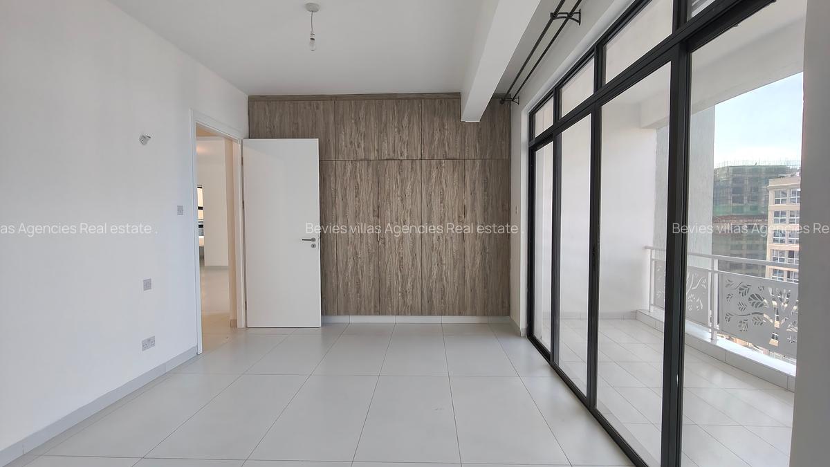 4 Bed Apartment with En Suite at Parklands - 20