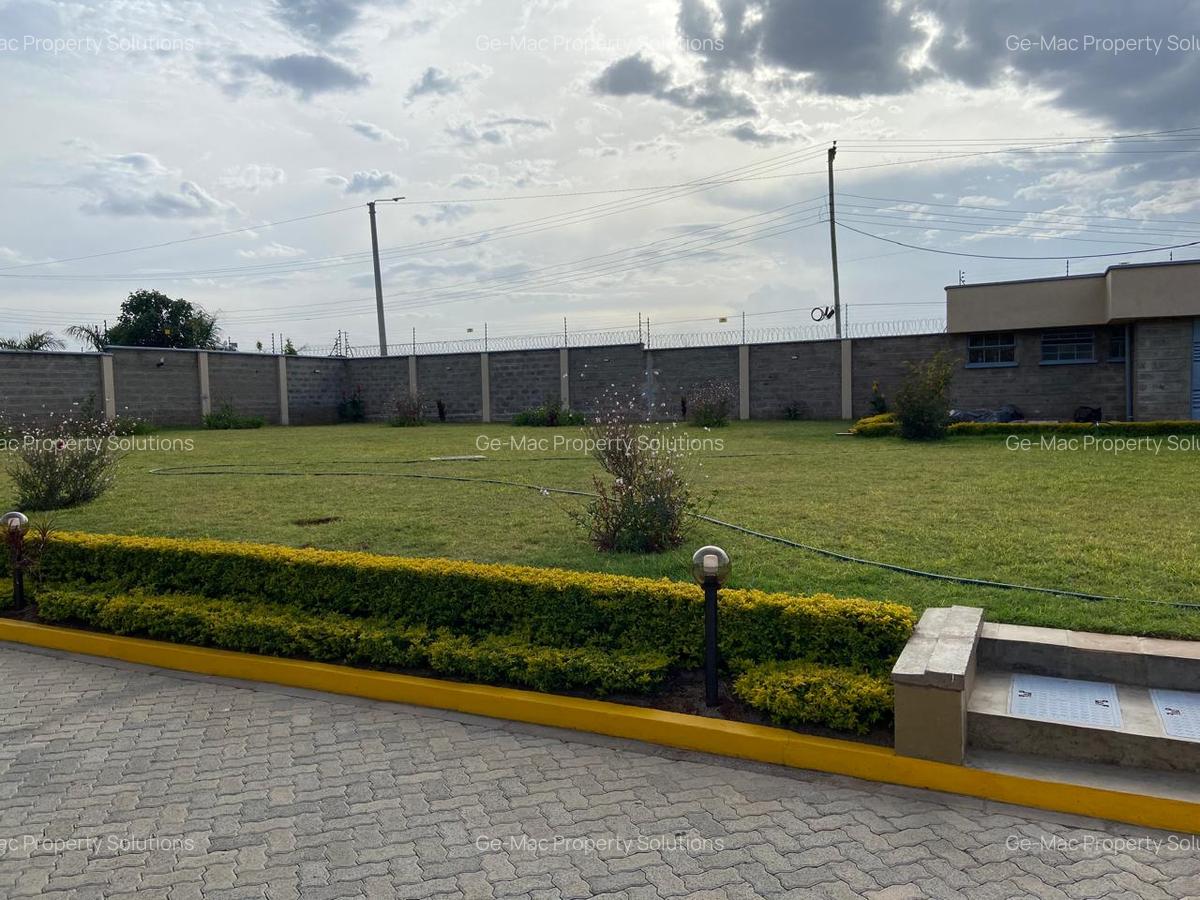 5 Bed House with En Suite in Runda - 3