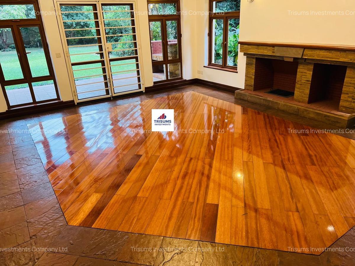 4 Bed House with En Suite in Kitisuru - 12