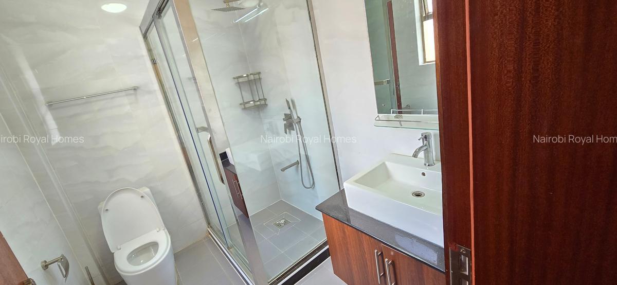 5 Bed Townhouse with En Suite at Chalbi Drive - 19