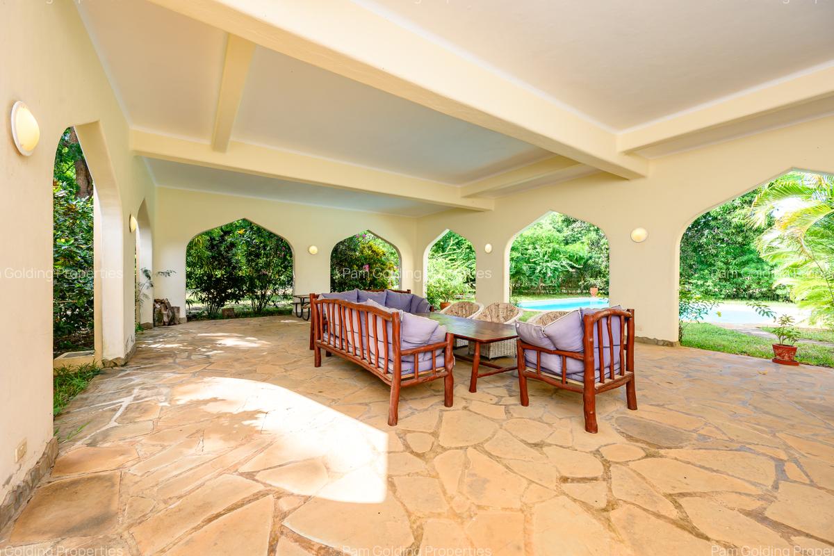 3 Bed Townhouse at Plantation - 10