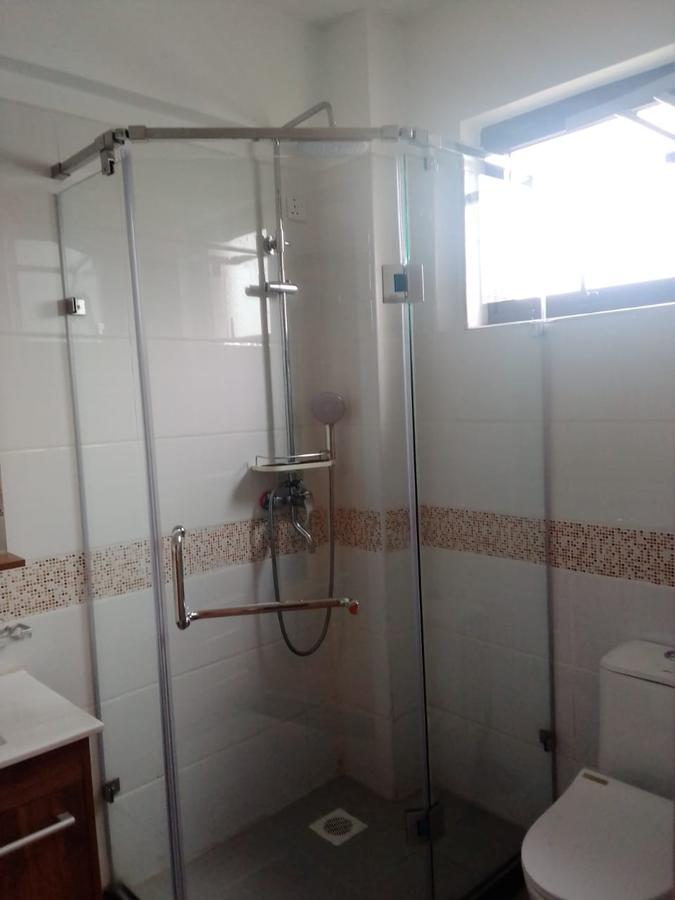 1 Bed Apartment with En Suite at Dennis Pritt - 8