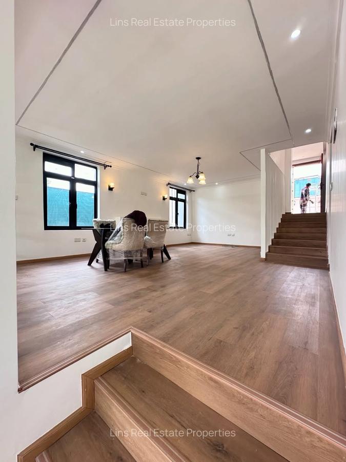 5 Bed Townhouse with En Suite in Kitisuru - 8